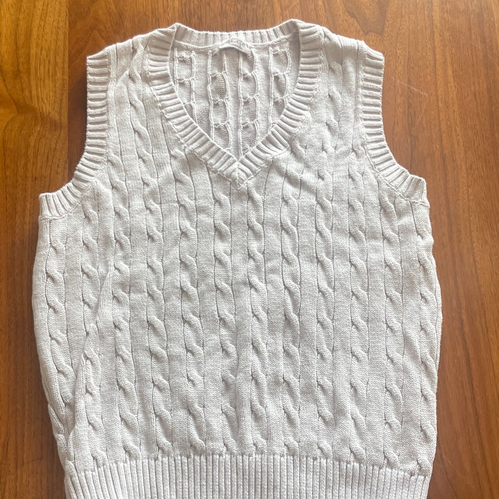 Brandy Melville Cream Cable Knit V-Neck Sweater Vest
